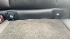 Volvo XC40 2.0 B4P Ultimate Dark 5dr Auto Petrol Estate